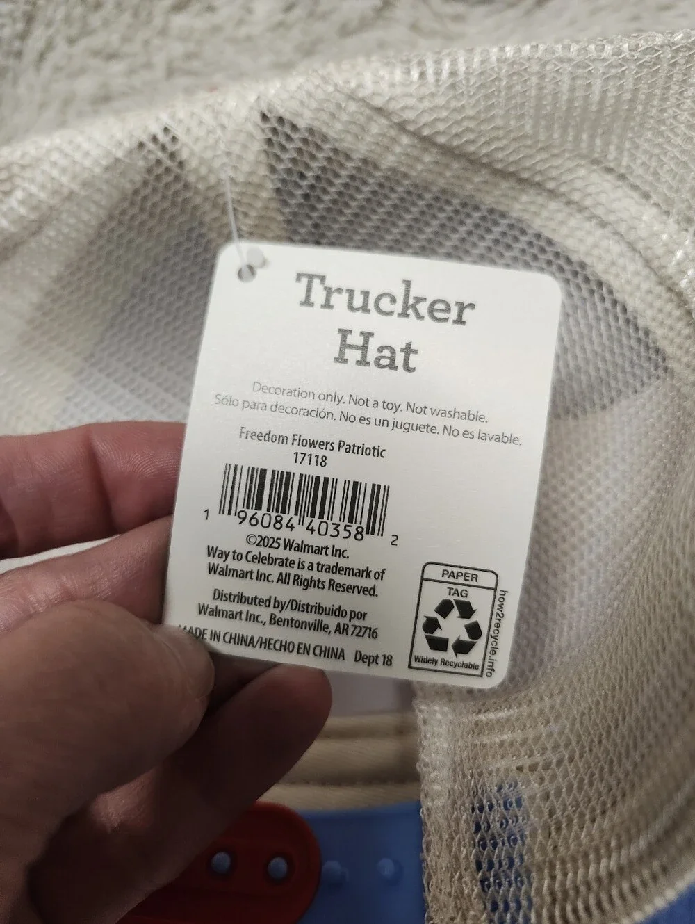 • NWT Way To Celebrate Women's Trucker Hat *Land Of The Free* One Size Blue